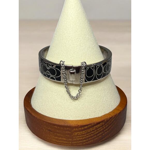 Coach 99679 Signature Metal Enamel Hinge Bangle - Picture 3 of 10